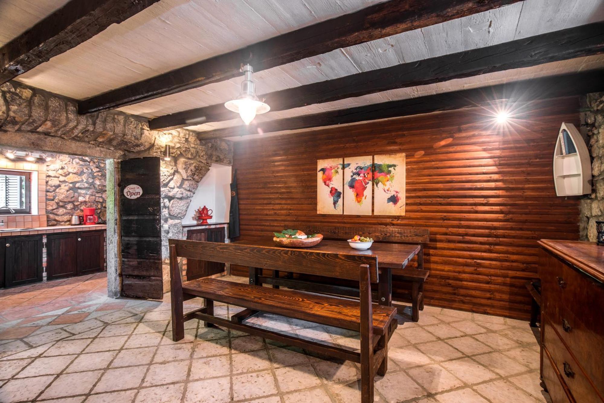 Apartments Lina Vrh  Экстерьер фото